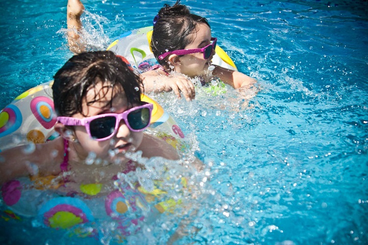 Tips for Co-Parenting in the Summer