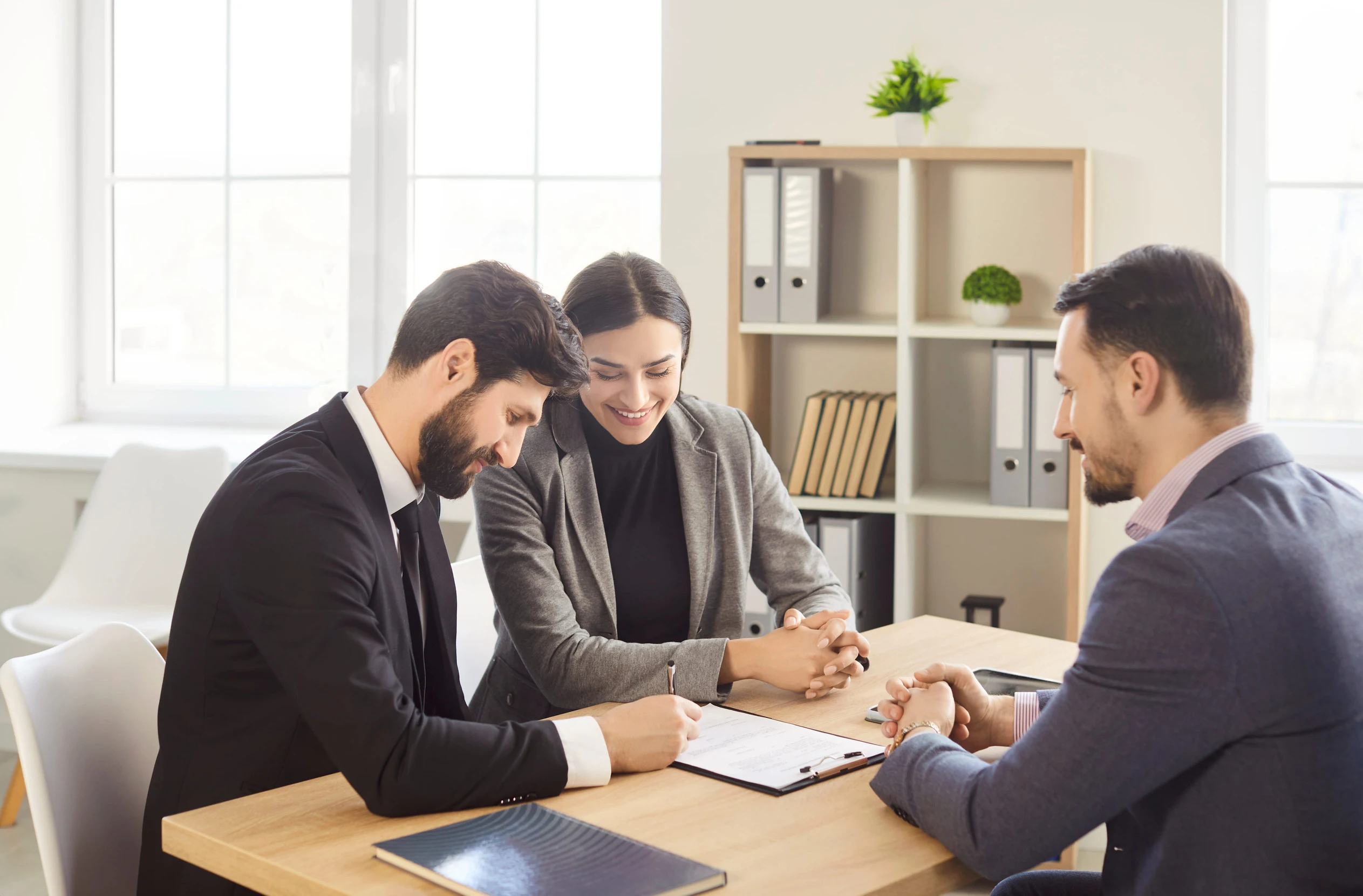 Seattle divorce attorney meeting with client at Truce® Law