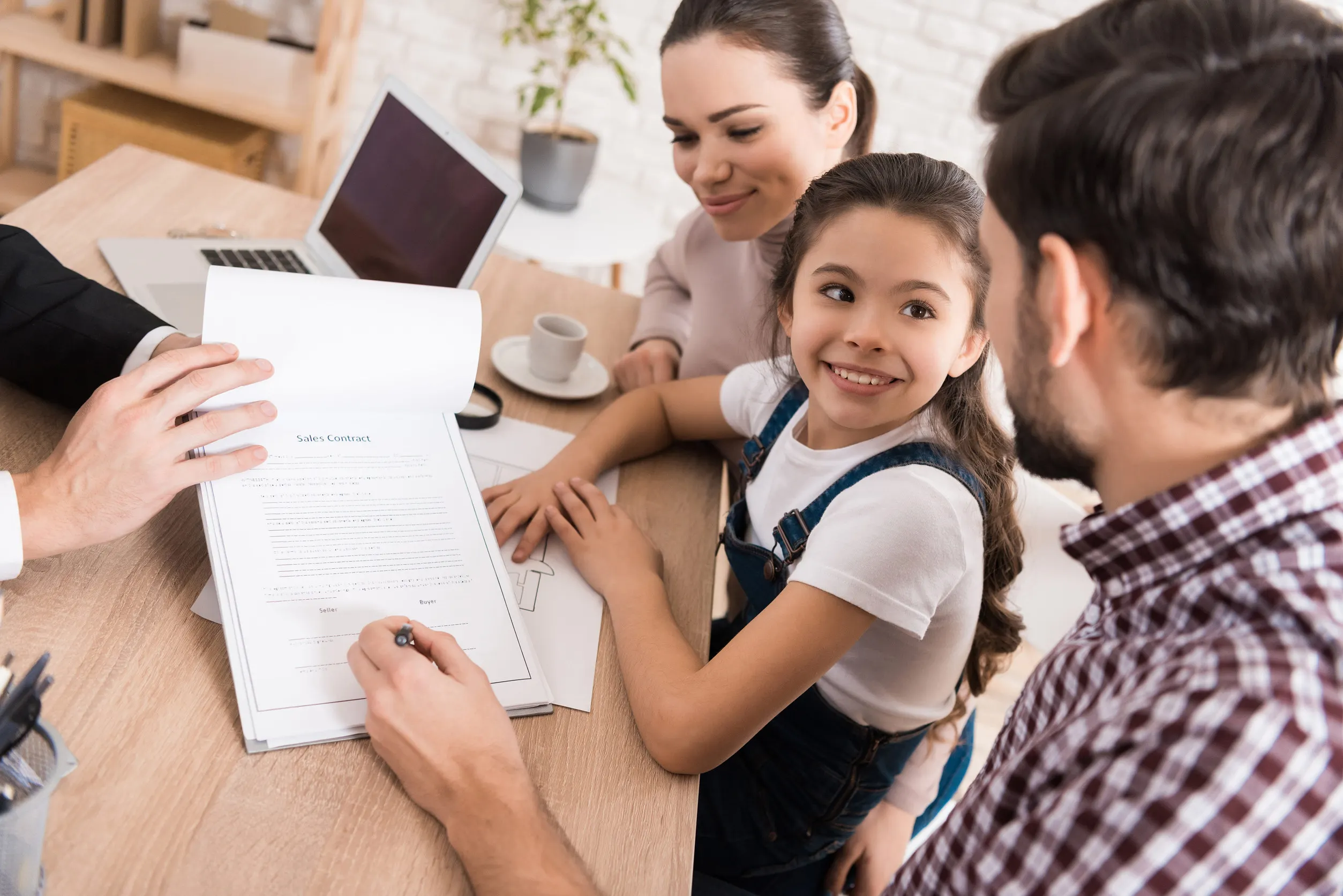 Seattle attorney reviewing a child support case for a Washington family
